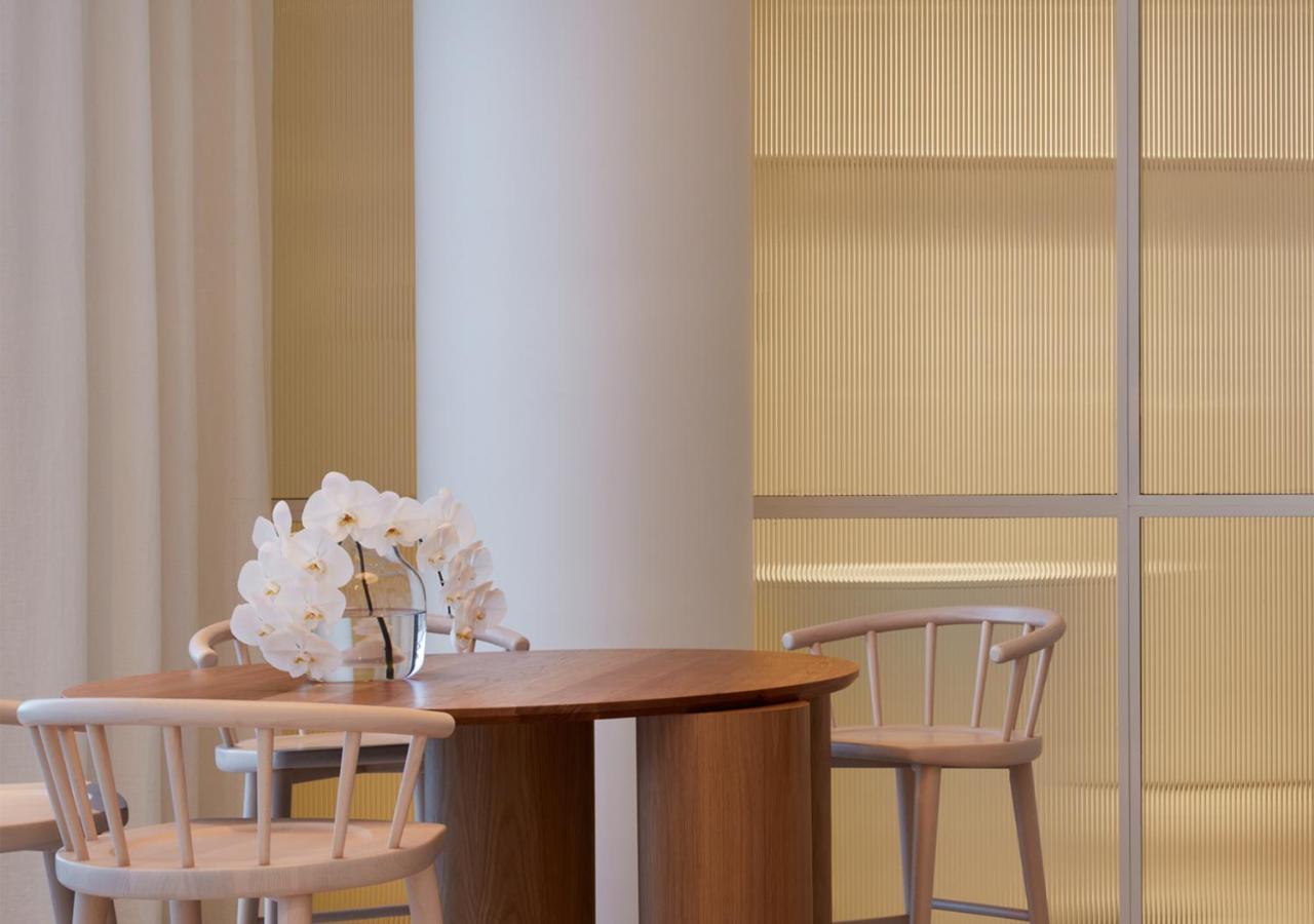 Eos By Skycity Adelaide Luaran gambar The interior of the hotel