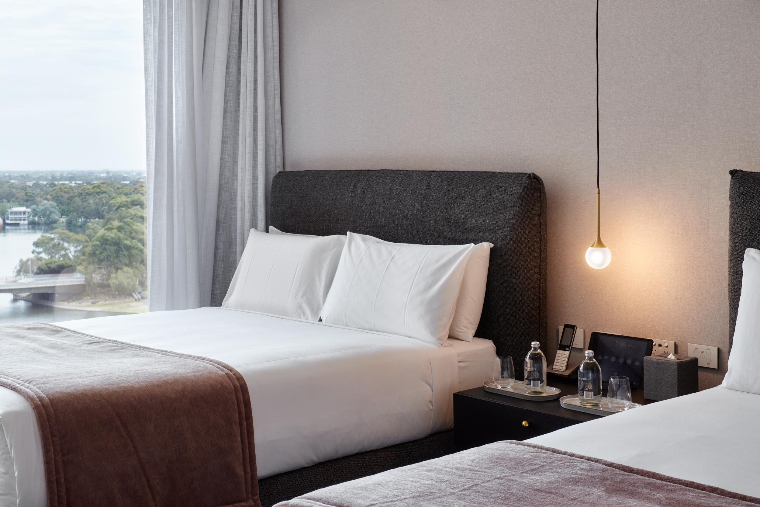 Eos By Skycity Adelaide Luaran gambar A room at the hotel